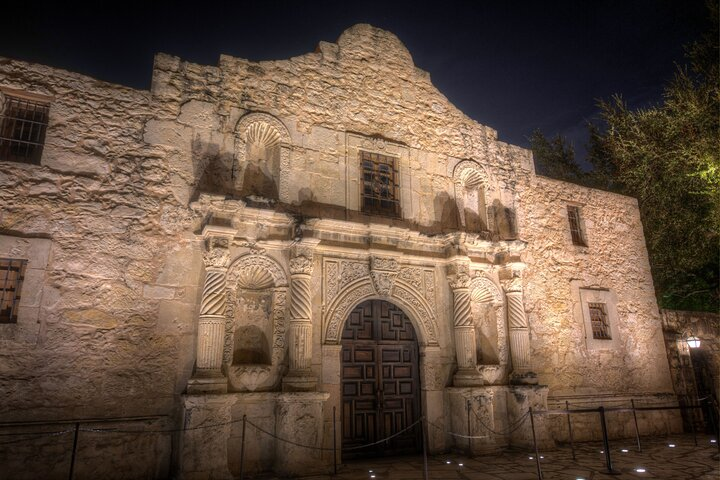 San Antonio Ghost Tour – Haunted History Walking Tour - Photo 1 of 9